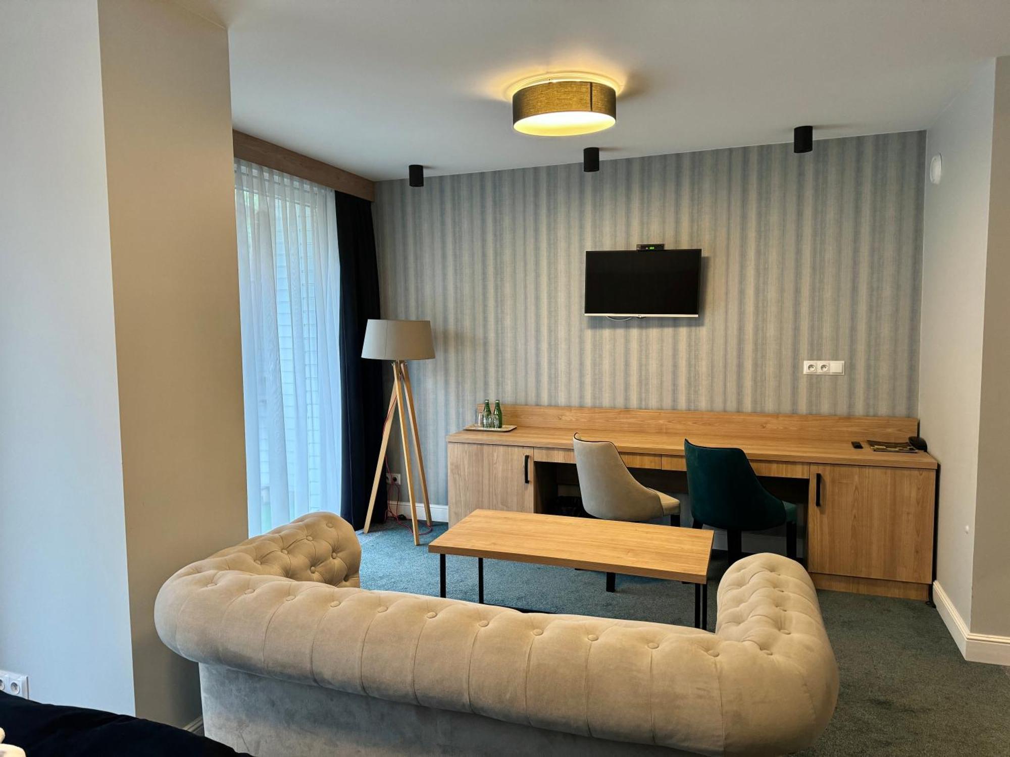 Hotel Echo Cedzyna Eksteriør billede
